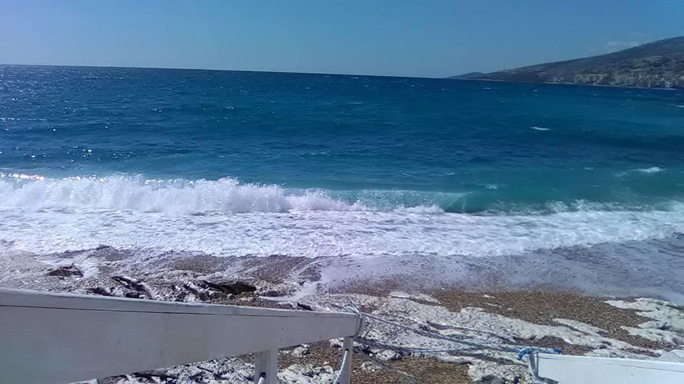 Aler Holiday Inn Saranda Extérieur photo