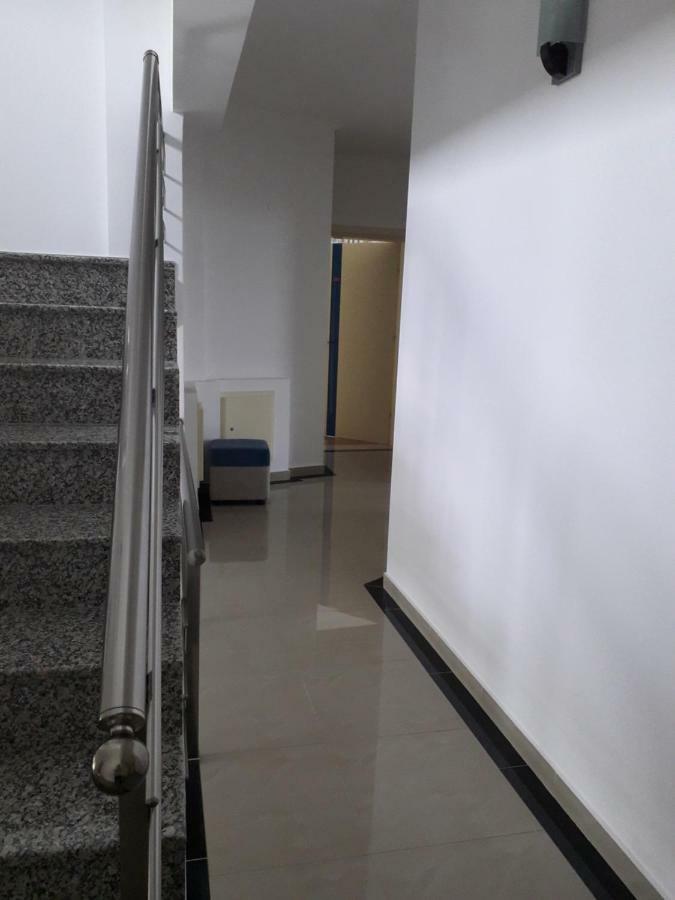 Aler Holiday Inn Saranda Chambre photo
